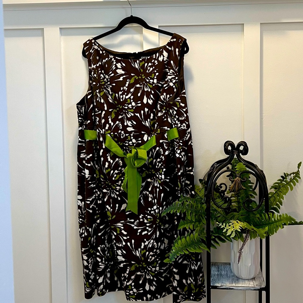 KIM RODGERS•SLEEVELESS DRESS•SIZE 24W•
